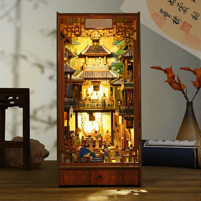 Lanternlight Passage Book Nook Kit | Collector's Edition